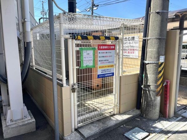 郡山富田駅 徒歩45分 1階の物件外観写真